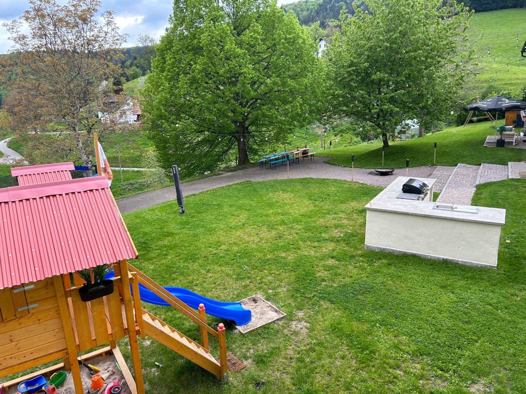 Schoolhouse Buerchau Villa Kleines Wiesental Eksteriør bilde